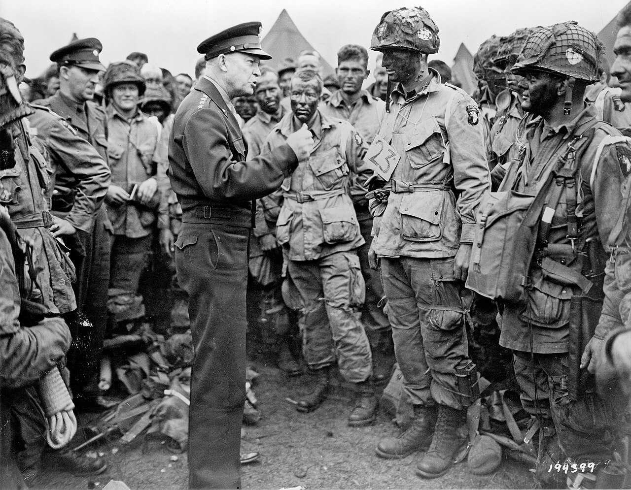 The president speaks with paratroopers before their deployment to Arkansas