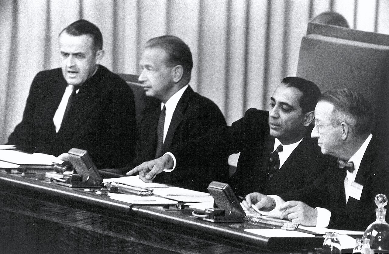 The Secretary-General presides at the United Nations